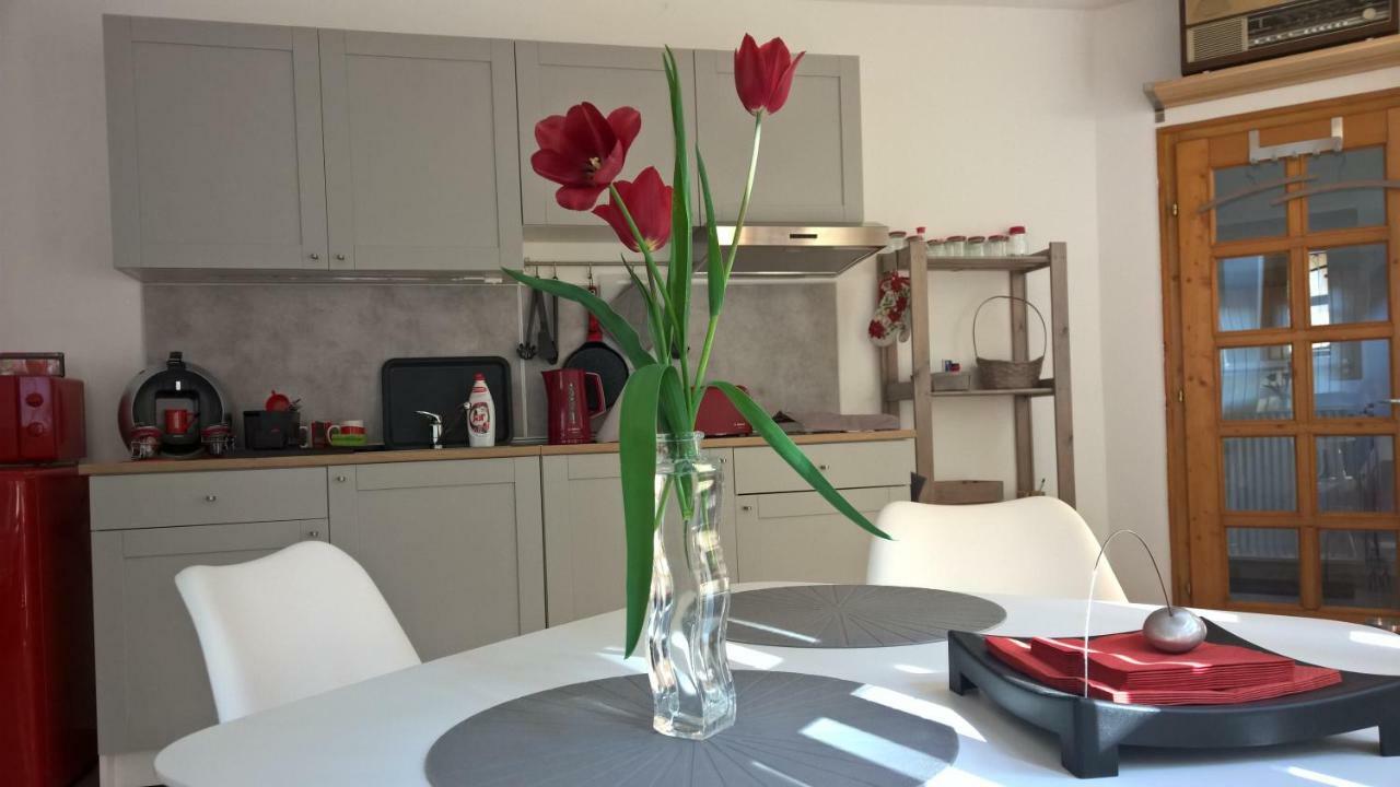 Boralom Studio Apartman טוקאי מראה חיצוני תמונה