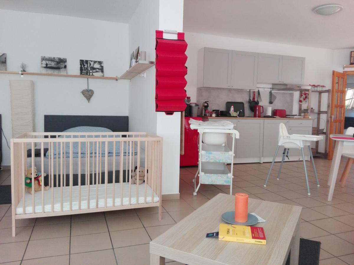 Boralom Studio Apartman טוקאי מראה חיצוני תמונה